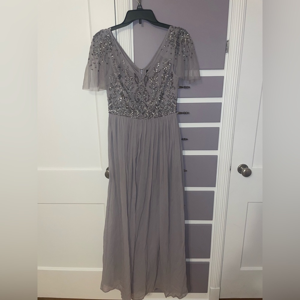 Adriana Papell women’s size 2 dress